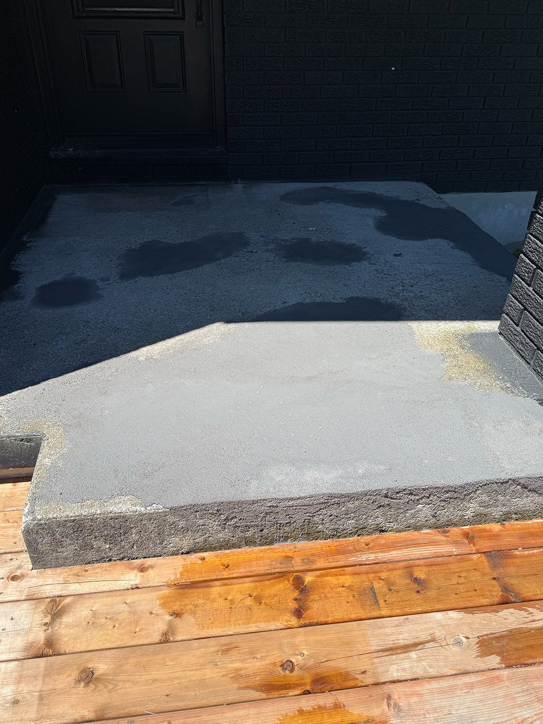 Concrete surface preparation on Ottawa front porch